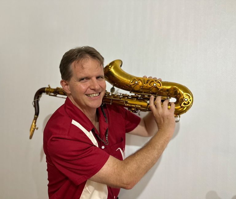 Tom - Sax